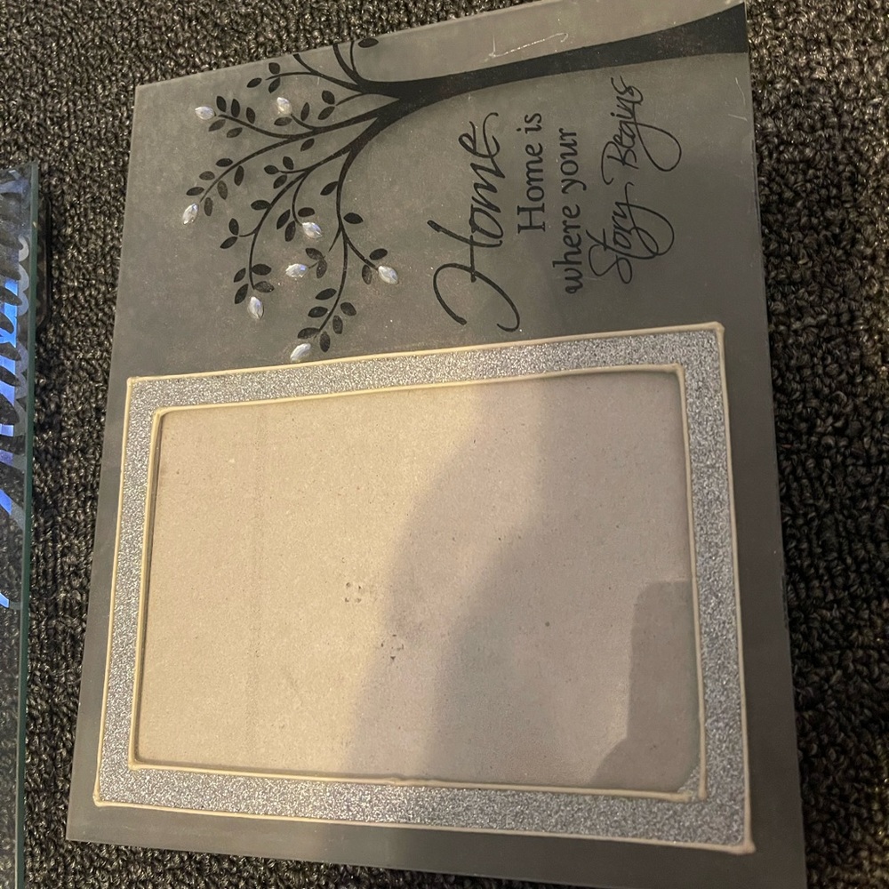 Silver and white frames - Picture 4 of 5